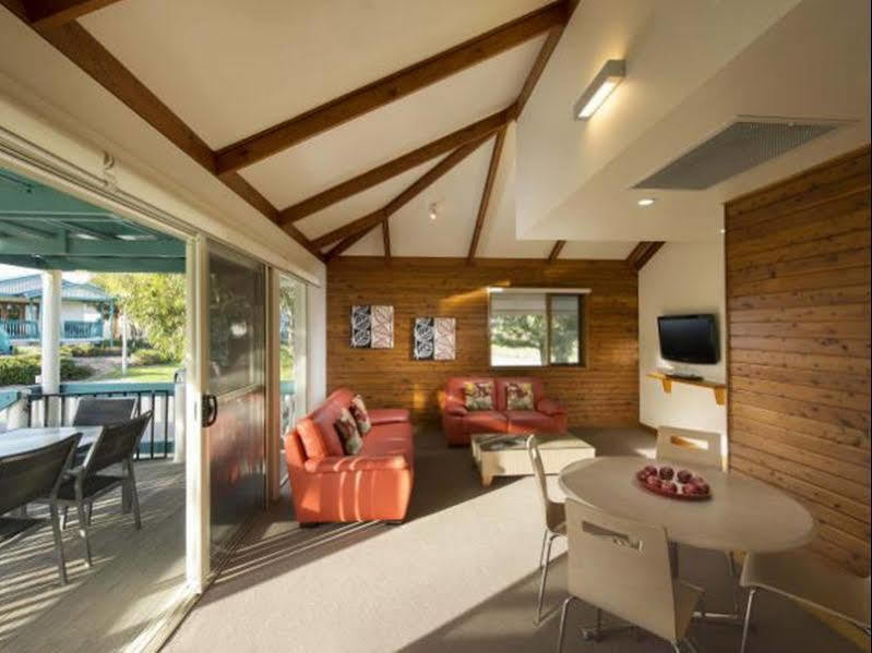 The Retreat West Beach Parks Adelaide Exteriör bild